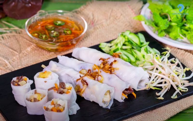 Bánh cuốn chay - Món chay ngon Đà Nẵng thanh đạm, bổ dưỡng