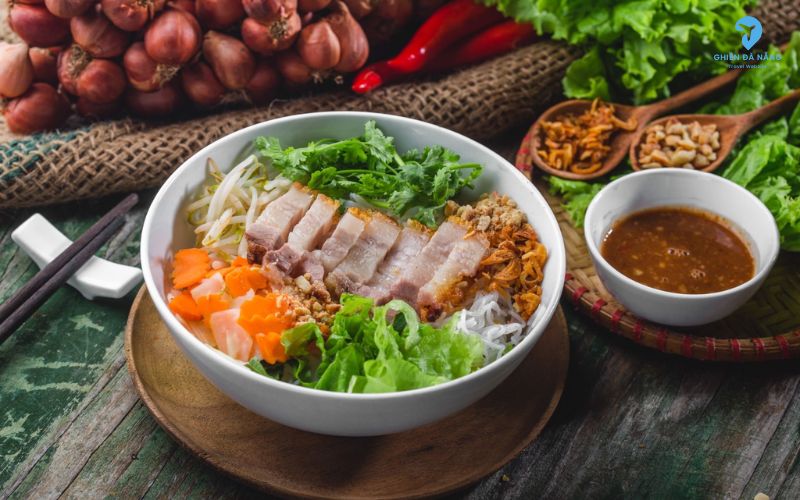 Bún mắm Đà Nẵng