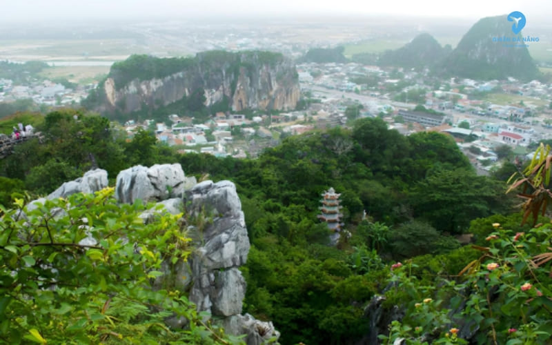 Du khách nên tham quan Ngũ Hành Sơn vào 3 ngày Tết 