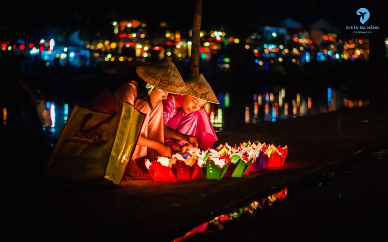 Lễ hội hoa đăng Hội An vào ngày nào?