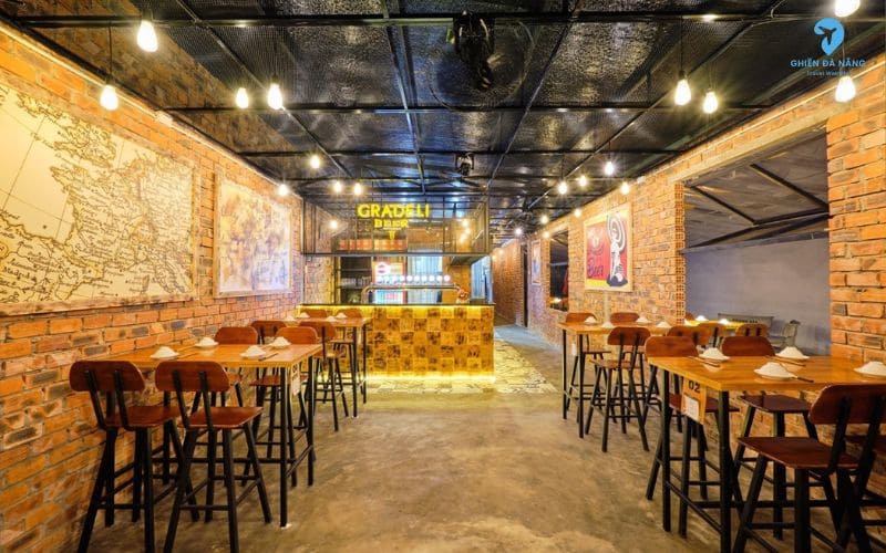 Không gian quán nhậu Gradeli Beer