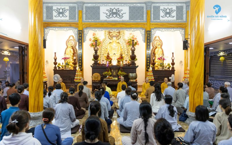 Chiêm ngưỡng kiến trúc ấn tượng của ngôi chùa Bát Nhã