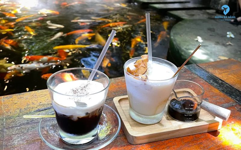 Menu đồ uống tại B Garden Coffee phong phú, đẹp mắt và luôn đổi mới