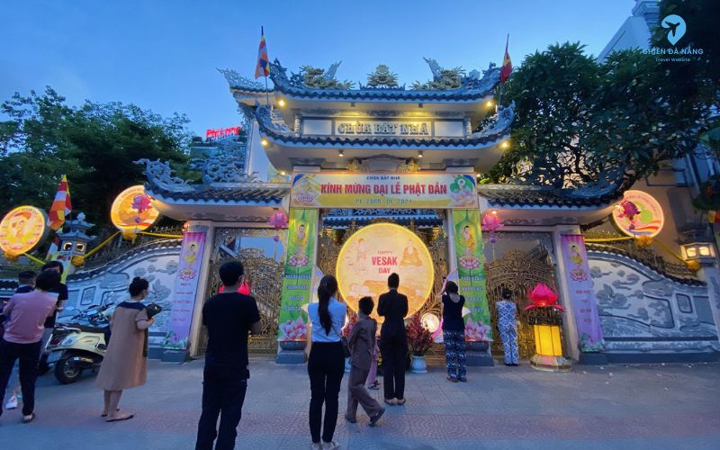 Bát Nhã - Chùa cầu con nổi tiếng ở trung tâm Đà Nẵng