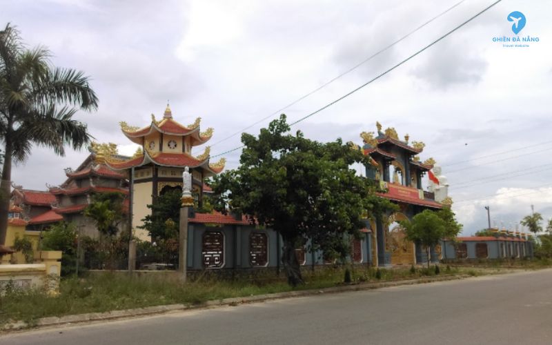 Lối thiết kế tại chùa Hòa Xuân