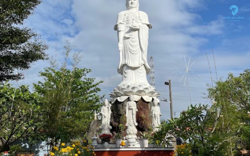 Những điều cần lưu ý khi ghé thăm chùa Hòa Xuân Đà Nẵng