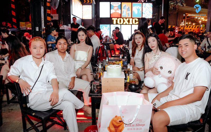 Đánh giá chung về quán Toxic Quán