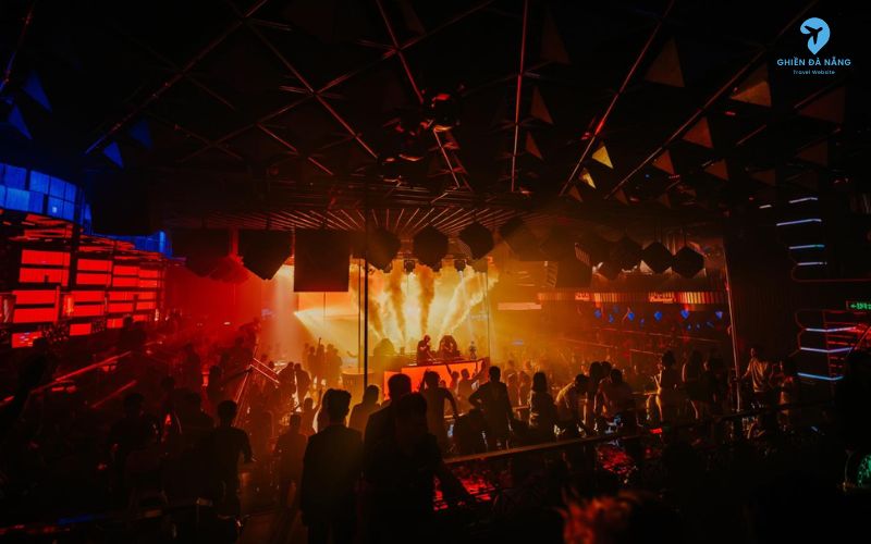 Lưu ý khi đến bar New Phương Đông ở Đà Nẵng