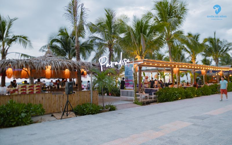 Tìm hiểu về quán Paradise Beach Bar & Cinema Danang