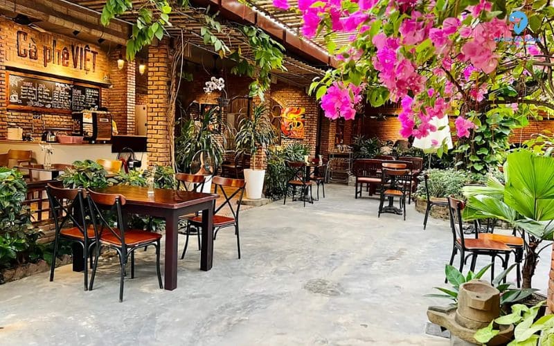 Cafe Việt – Góc xanh mộc mạc giữa lòng Xô Viết Nghệ Tĩnh