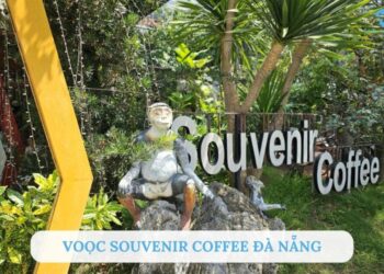VOỌC Souvenir Coffee: Không gian xanh mướt giữa Sơn Trà
