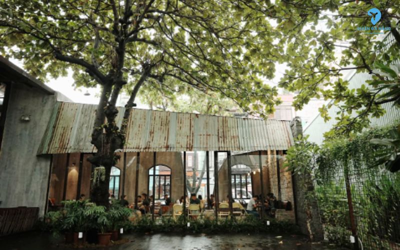 Gé Cafe với thiết kế hoài cổ, đem đến không gian bình yên