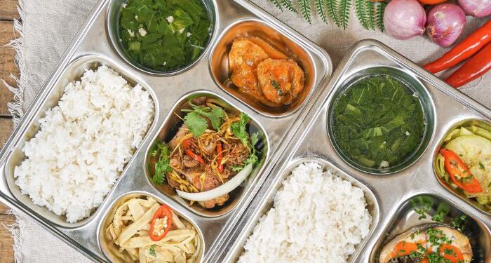 Cơm trưa văn phòng Đà Nẵng