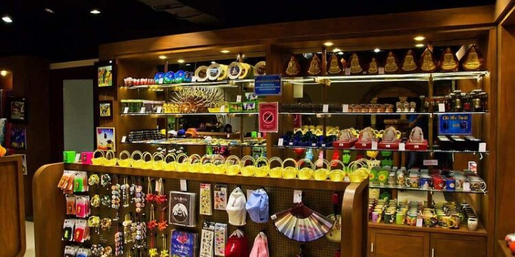 Cửa hàng bán đồ lưu niệm Đà Nẵng