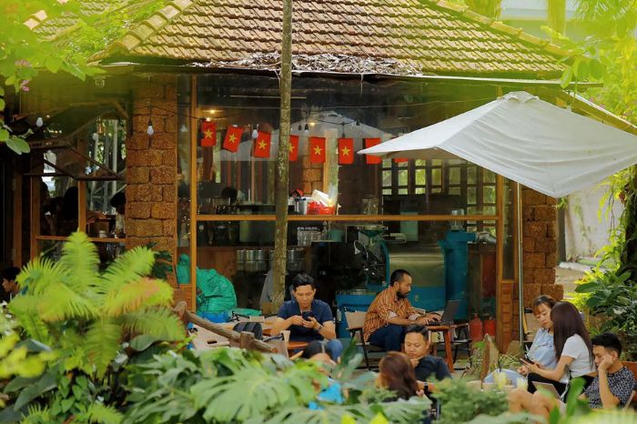 quan cafe vuon da nang