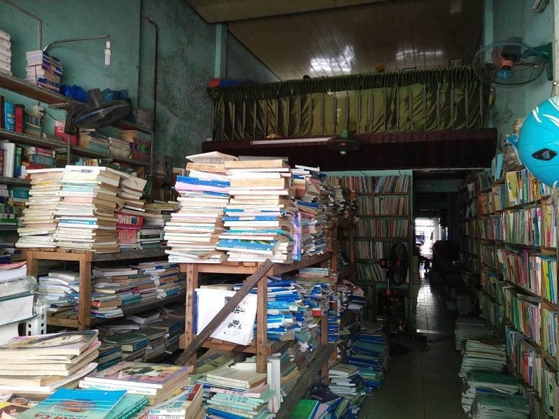 tiệm sách cũ Đà Nẵng