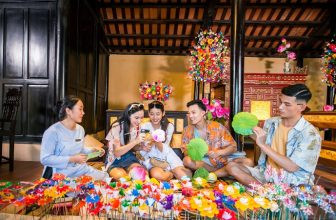 Không gian văn hóa truyền thống được tái hiện tại VinWonders Nam Hội An