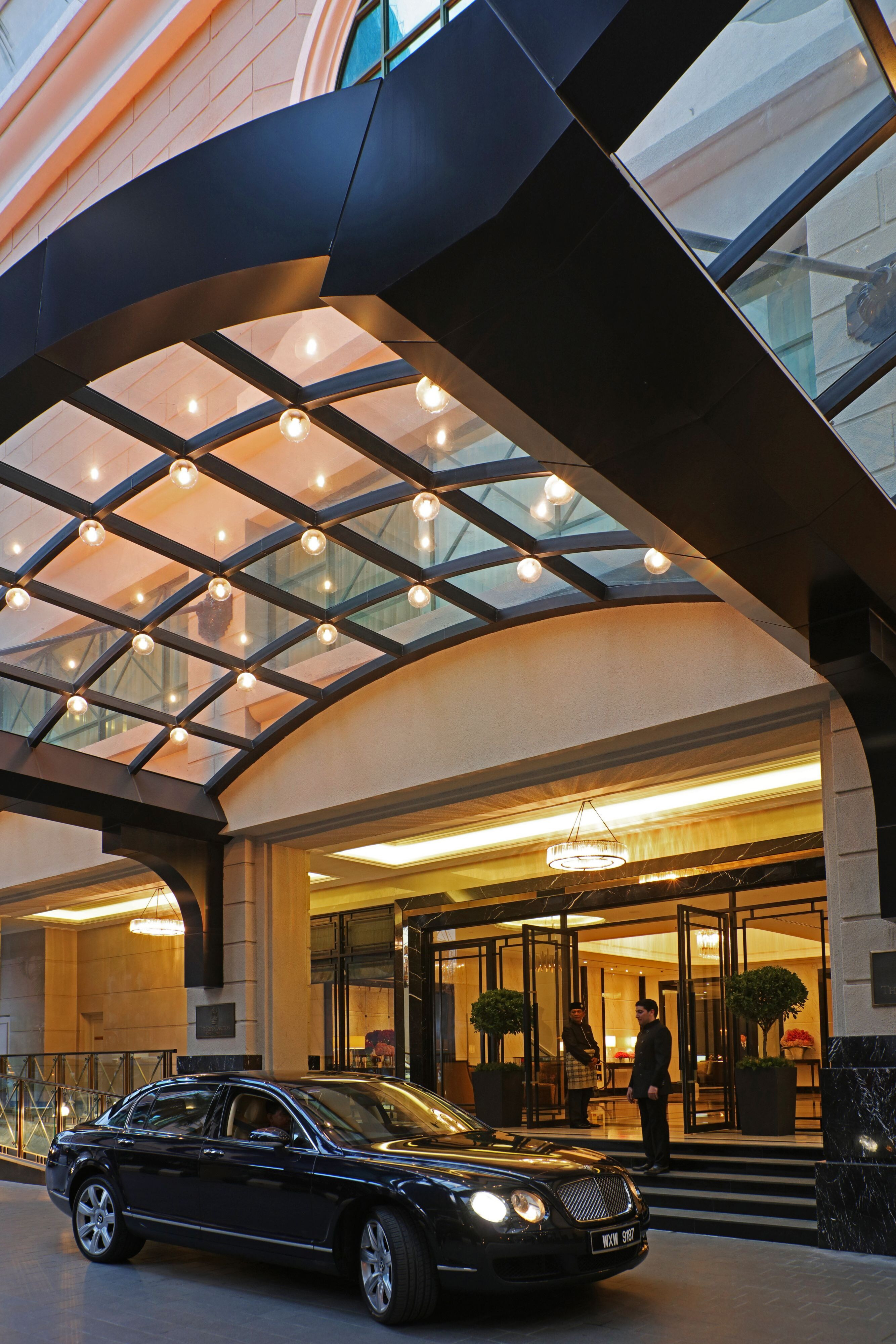 Trải Nghiệm Sang Trọng Tại The Ritz-Carlton, Kuala Lumpur: Điểm Đến Đẳng Cấp Cho Du Khách