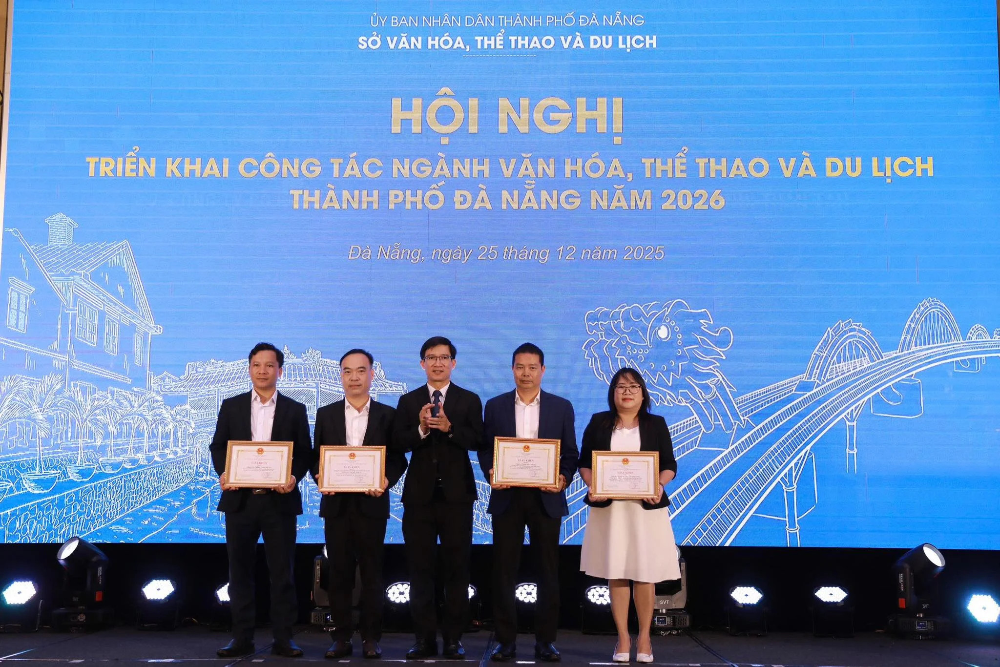 Tin tức về các hoạt động và giải thưởng của Núi Thần Tài