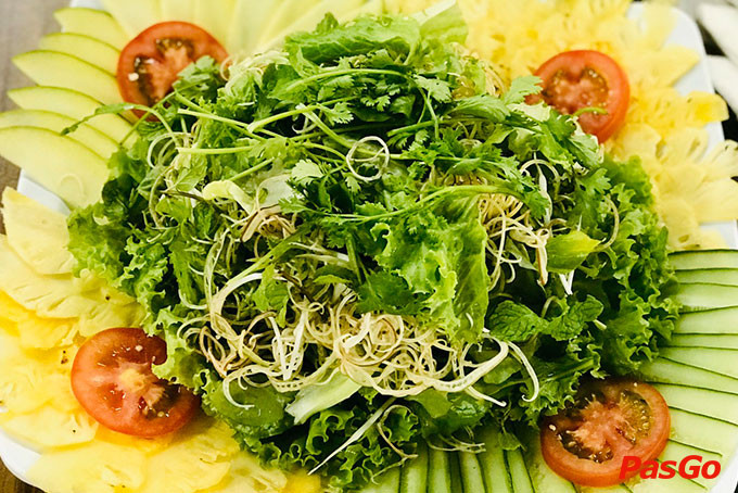 Đừng quên các món gỏi nhiều màu sắc lại giàu chất xơ của Sơn Dương 2 nhé!