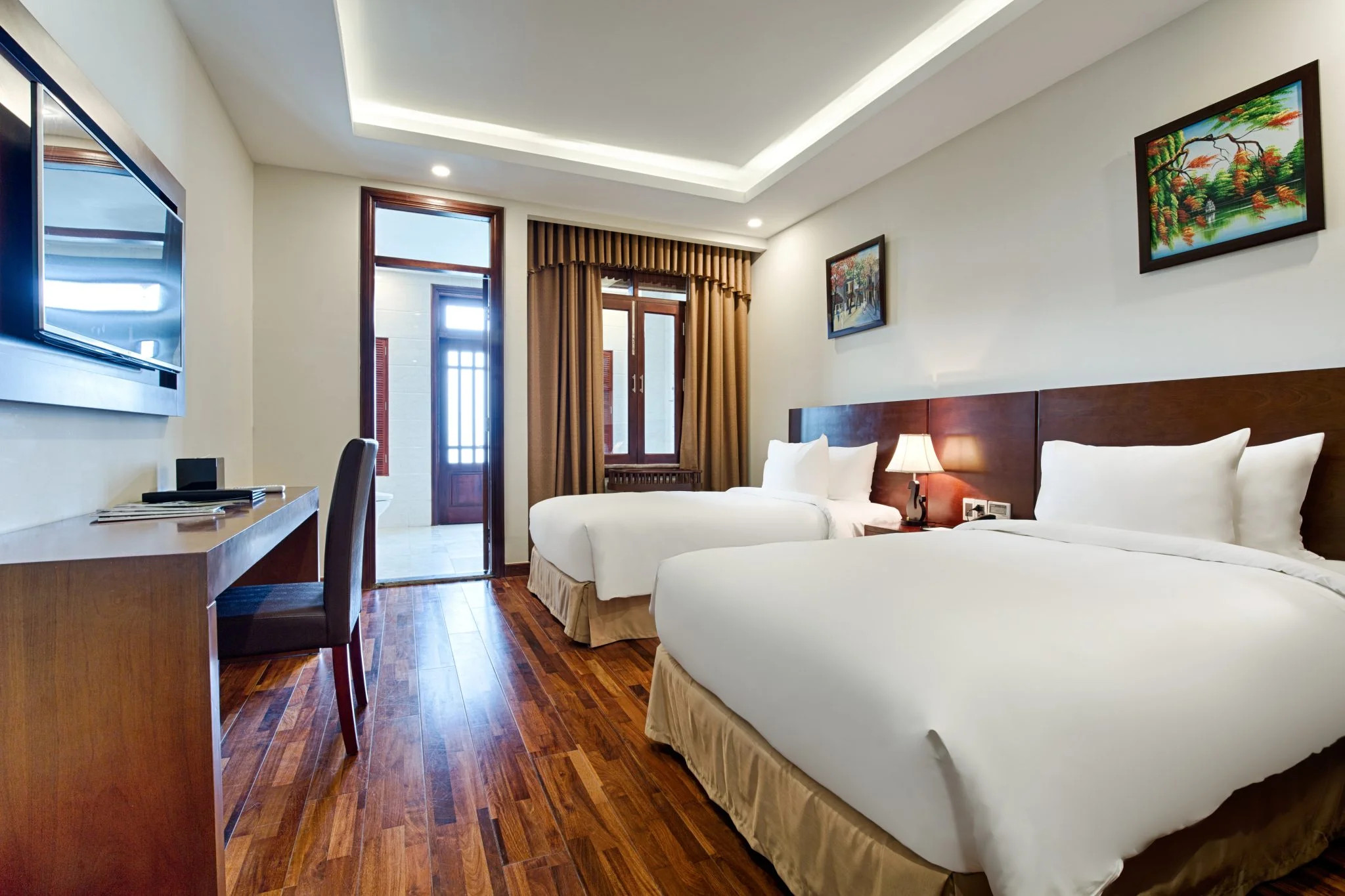 Nội thất phòng Superior Twin sang trọng và tiện nghi
