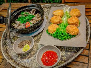 Không gian thoáng đãng tại Hương Sen