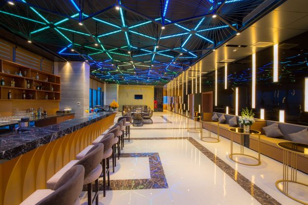 Rooftop Bar - Tận hưởng khoảnh khắc trên cao