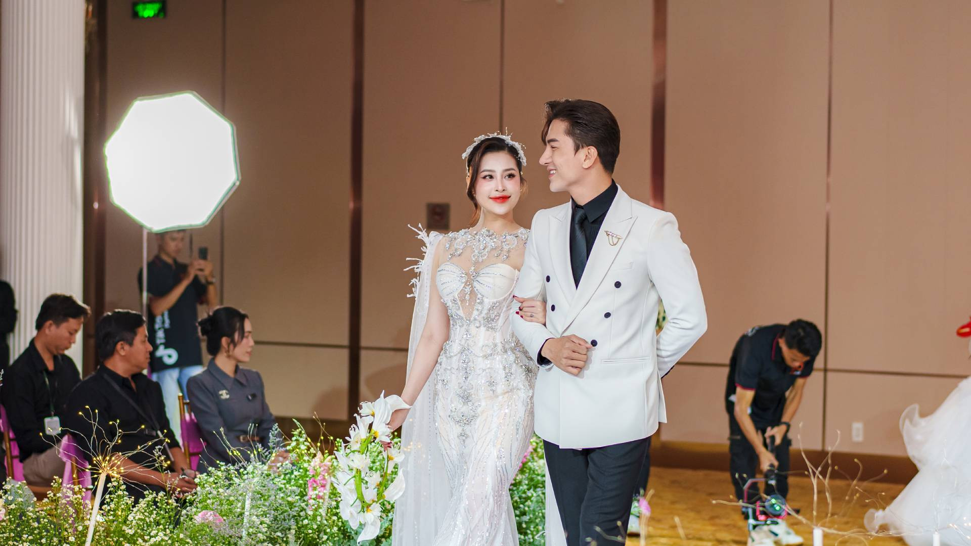 Tiệc cưới sang trọng