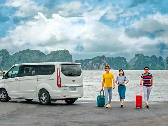 Các loại xe du lịch đa dạng sẵn sàng phục vụ du khách