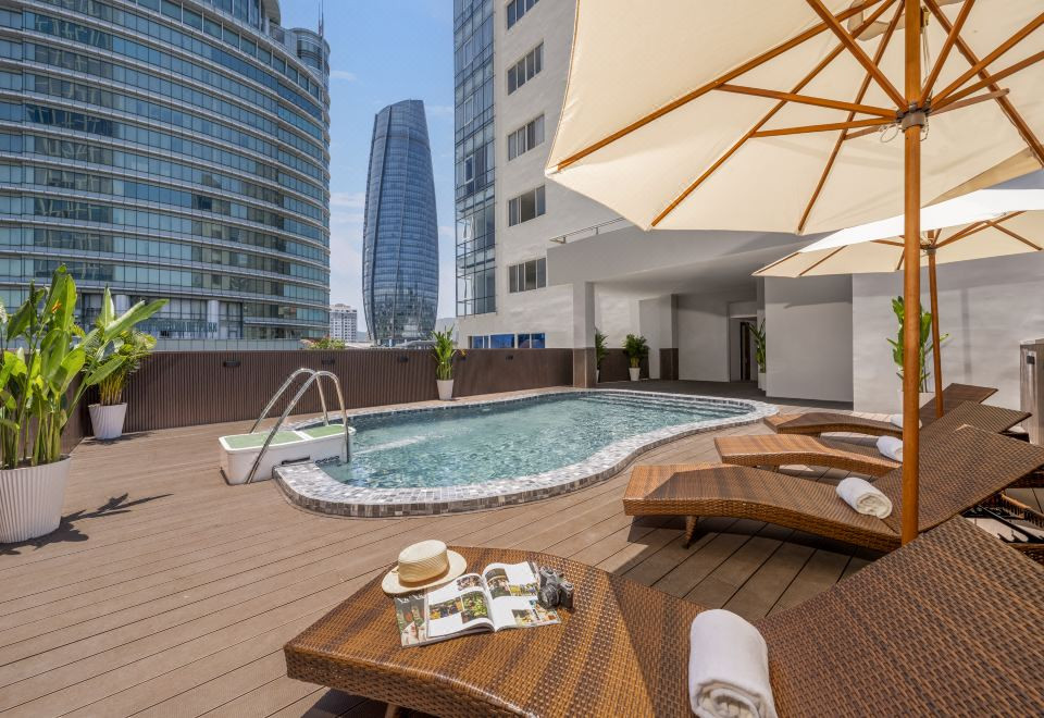 Tổng quan khách sạn Petro Hotel Da Nang