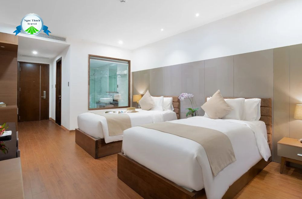 Giường ngủ tiện nghi, mang lại giấc ngủ ngon tại Khách Sạn Gia Phúc