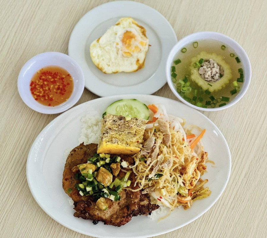 Cơm tấm Đà Nẵng Trâm