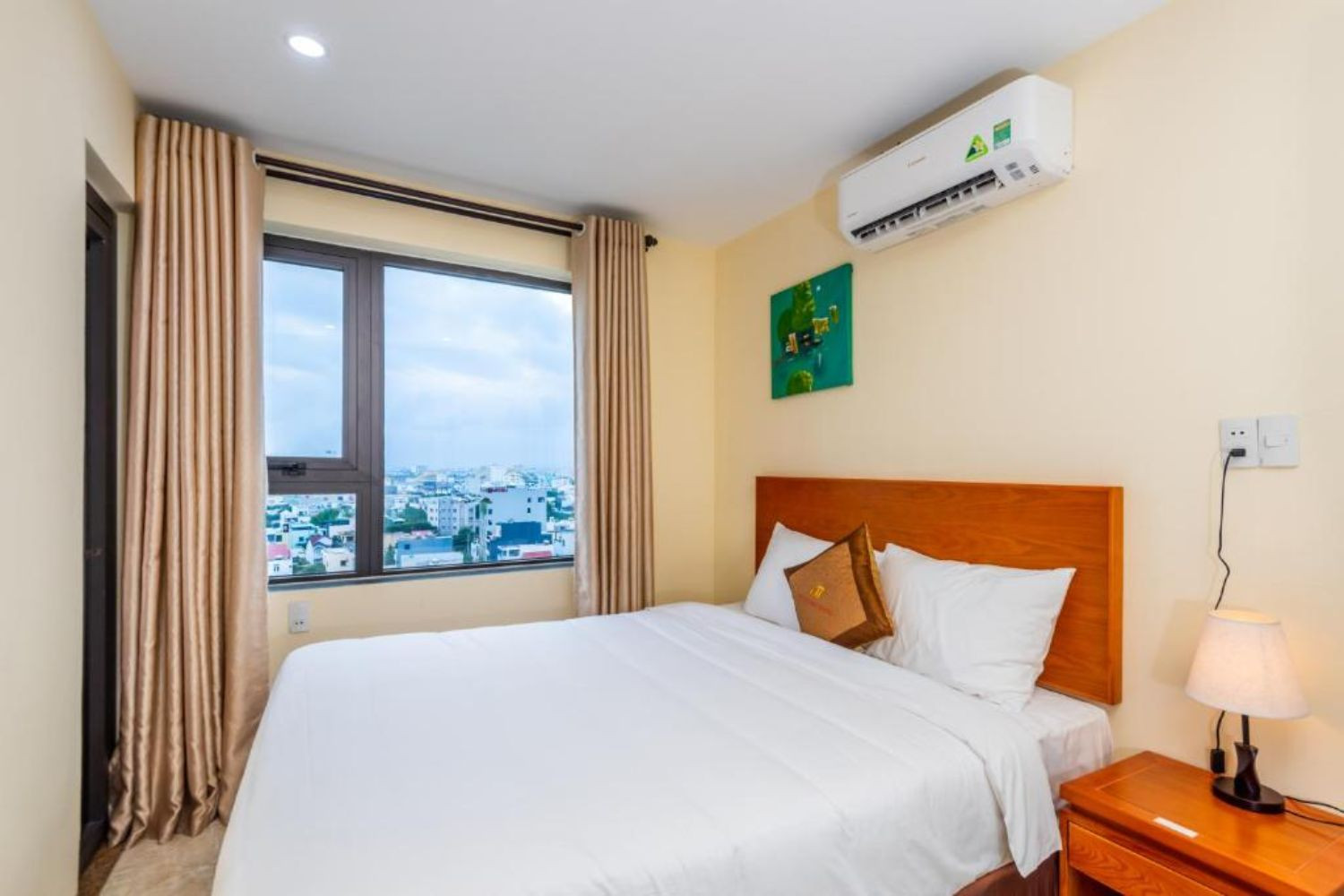 Phòng Superior Giường Đôi với tầm nhìn ra thành phố Đà Nẵng