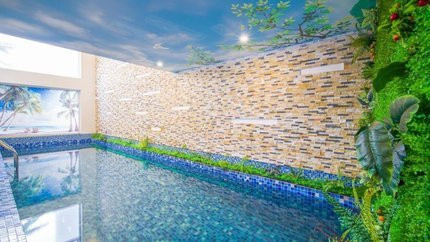Bể bơi thư giãn tại Golden Star Hotel Đà Nẵng