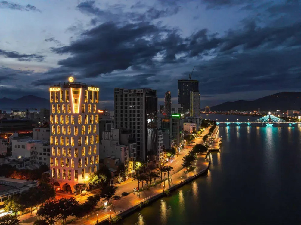 Kiến trúc độc đáo và view sông Hàn tại Haian Riverfront Hotel