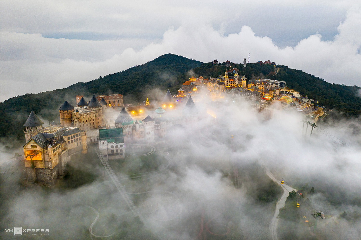Mây giăng trên làng Pháp, Bà Nà Hills