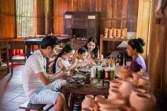 Khám phá làng nghề truyền thống