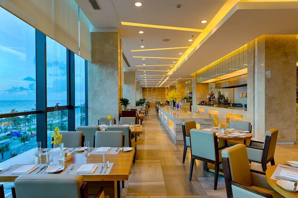 Khách sạn gần biển với tiện nghi