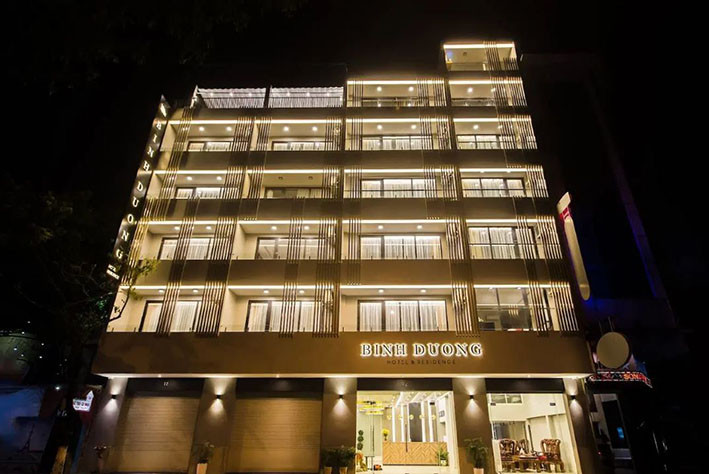 Toàn cảnh khách sạn Bình Dương Resident Đà Nẵng nhìn từ bên ngoài