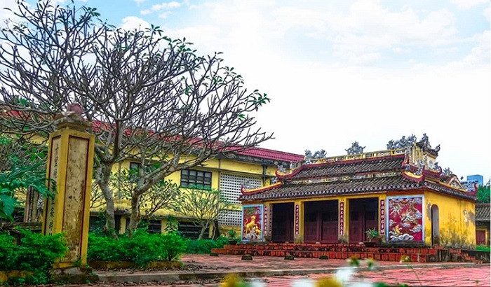Ngôi nhà cổ Tích Thiện Đường tại làng Túy Loan