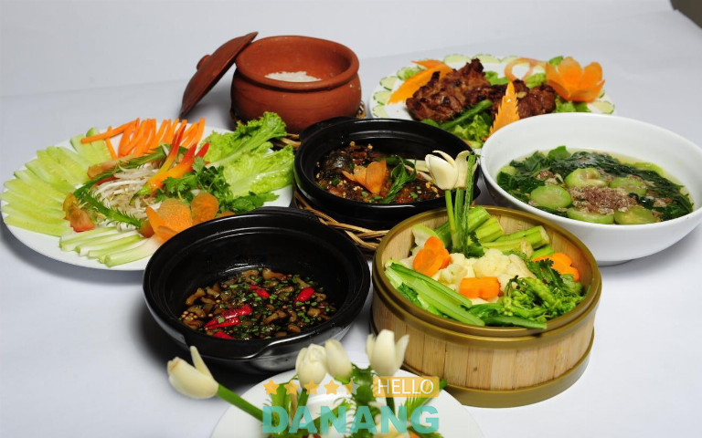 Top 10 Quán Cơm Niêu Ngon Nức Tiếng Tại Đà Nẵng: Trải Nghiệm Hương Vị Truyền Thống