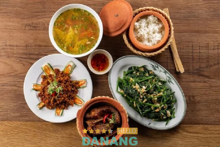 Nhà Hàng Cơm Niêu Cội Nguồn, TP. Đà Nẵng
