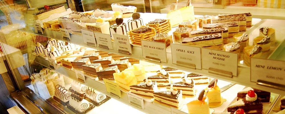 quầy bánh cực kỳ đa dạng và bắt mắt tại ABC Bakery