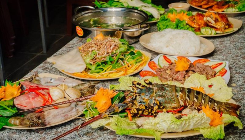 Quán Thời Cổ – Quán hải sản ngon view xịn xò