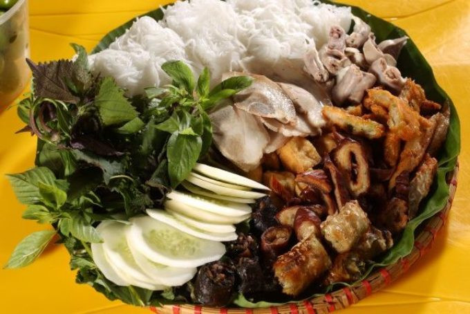 Bún đậu Việt là địa chỉ bún đậu Hoàn Kiếm ngon và đầy đặn
