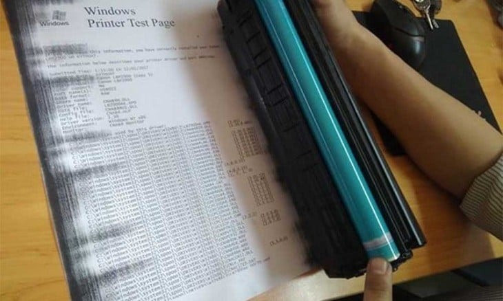 Sửa máy in có nhiều chấm nhỏ vết đen to